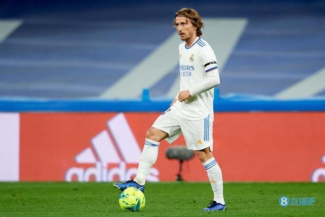 德州游骑兵队宣布将 10 号球衣退休，致敬迈克尔·杨