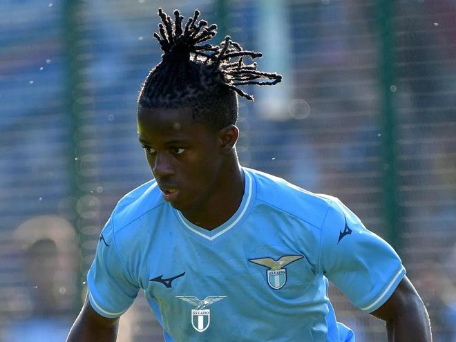 写进球队的 写进球队的