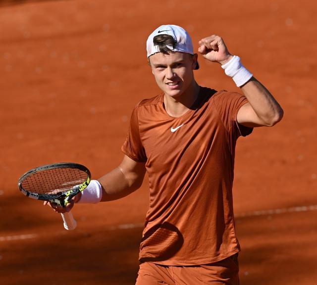 场机会受到 场机会受到